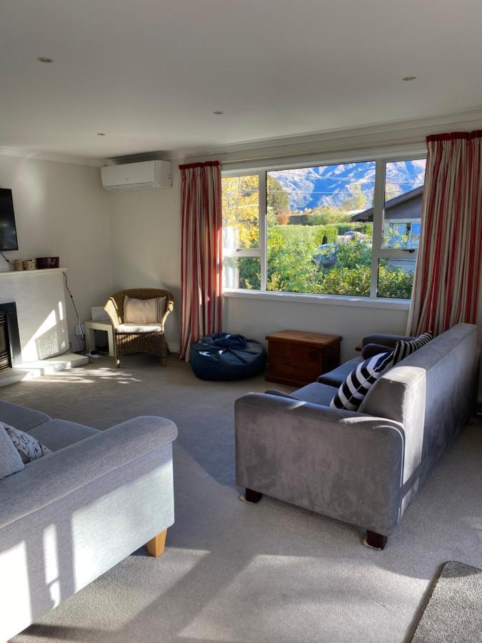Amazing Aubrey, Walk To Bremner Bay Villa Wanaka Eksteriør bilde
